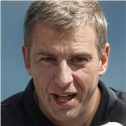 Erfahrener Tutor bietet Englisch-Nachhilfe in Ulm: Individuelle Förderung für bessere Noten.